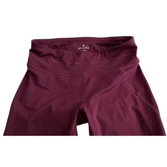 *HOST PICK* Athleta Capri Ventilated Athletic Pants 3/4 Leggings S - Picture 2 of 5
